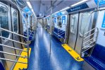 Inauguran vagones estilo “avión” en tren de Nueva York que recorre Washington Heights