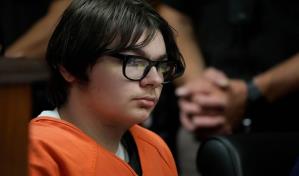 Una madre es acusada de homicidio involuntario por el tiroteo que cometió su hijo en 2021