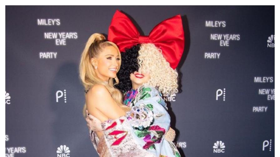 Paris Hilton anuncia colaboración con Sia en su nuevo trabajo musical