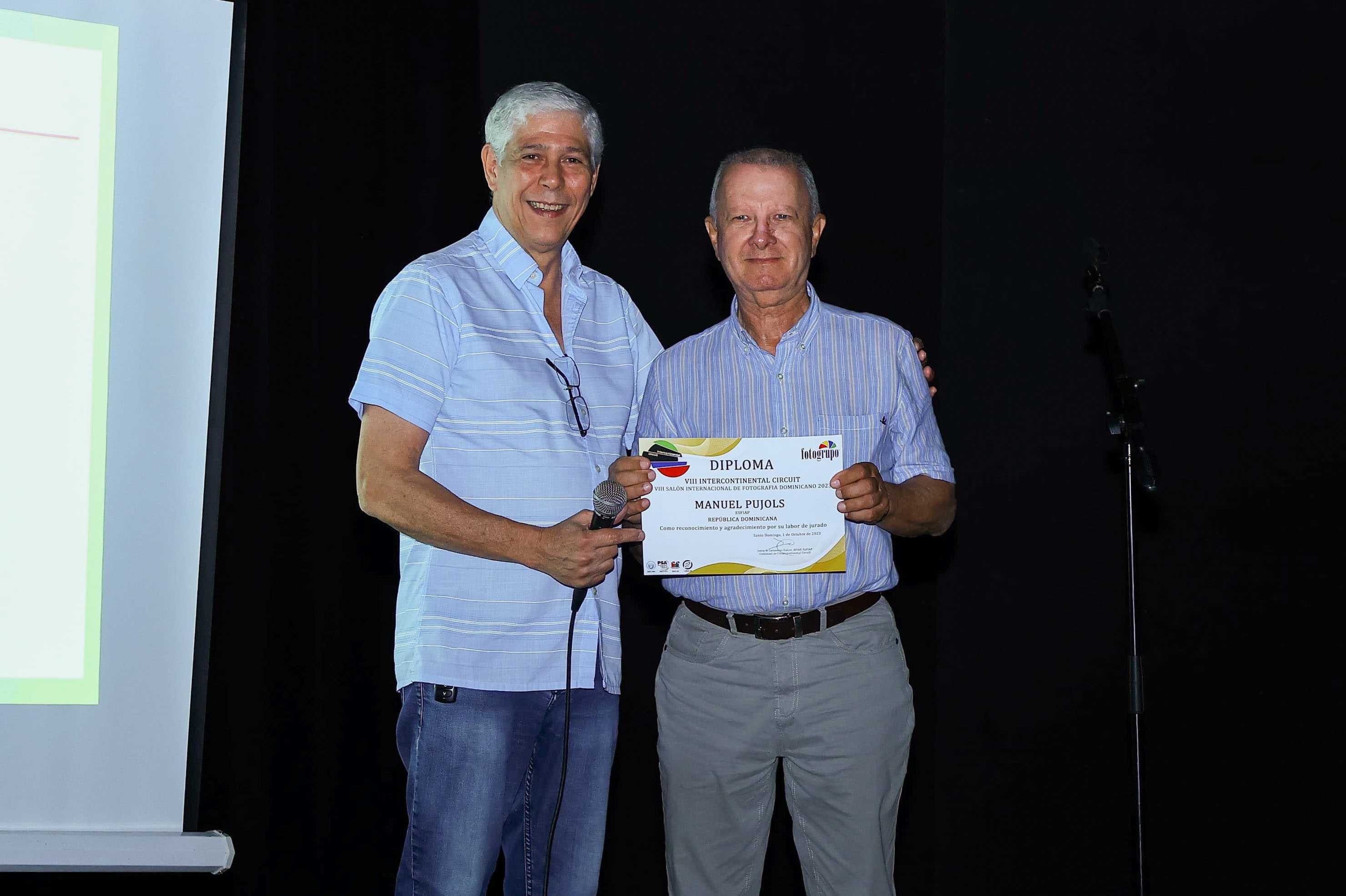 Rafael Sánchez Cernuda y Carlos Leal.