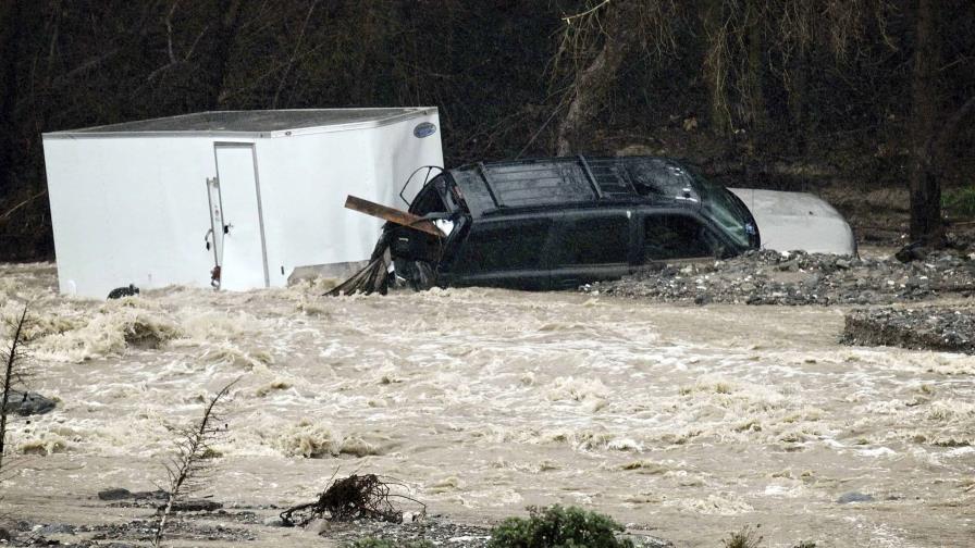 California mantiene alerta de aludes e inundaciones pese a pronóstico de menos lluvia