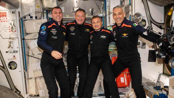 La NASA y Axiom aplazan el regreso desde la EEI de la misión comercial europea