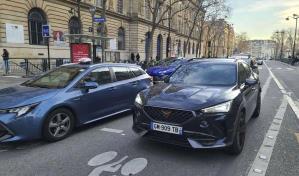 Los parisinos aprueban triplicar las tarifas de estacionamiento para los 4x4