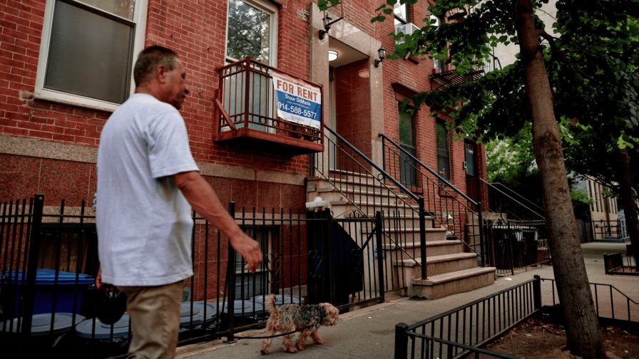 Desmantelan red corrupta en agencia pública de vivienda social de Nueva York, 70 acusados Desmantelan red corrupta en agencia pública de vivienda social de Nueva York, 70 acusados