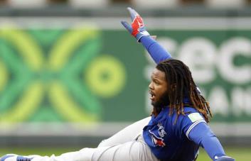 Vladimir Guerrero Jr. vence a Toronto en arbitraje y ganará US$19.9 millones