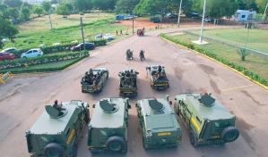 En el lado de RD, en Dajabón, militares cavan trincheras y colocan barricadas
