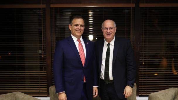 Ministro de Hacienda y presidente del BID tratan temas de desarrollo e impacto para el país