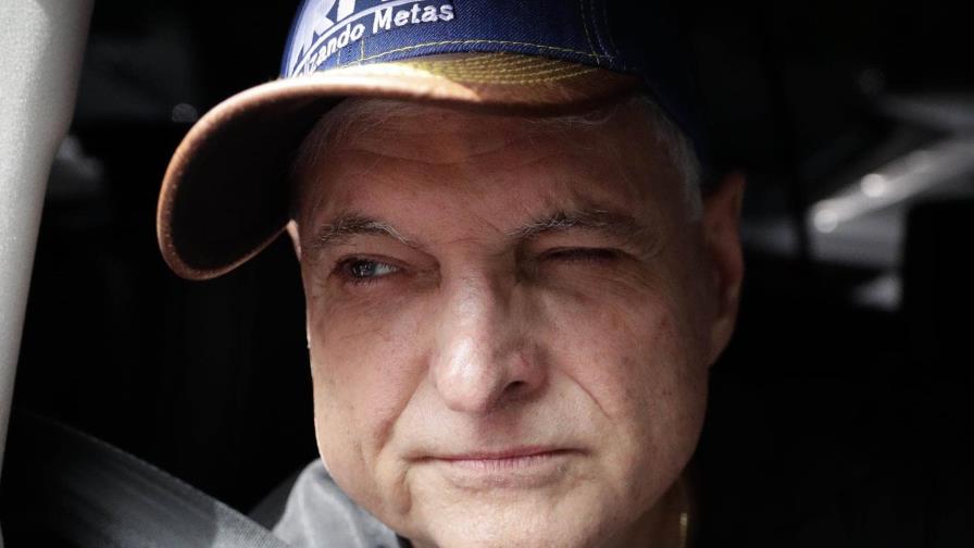 Martinelli, atrincherado en la embajada nicaragüense en Panamá dice adiós a su candidatura
