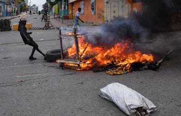 Se elevan los niveles de violencia en las protestas antigubernamentales en Haití