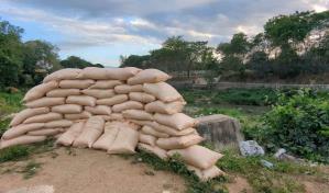 Colocan barricadas en la frontera ante el incremento de las protestas en Juana Méndez