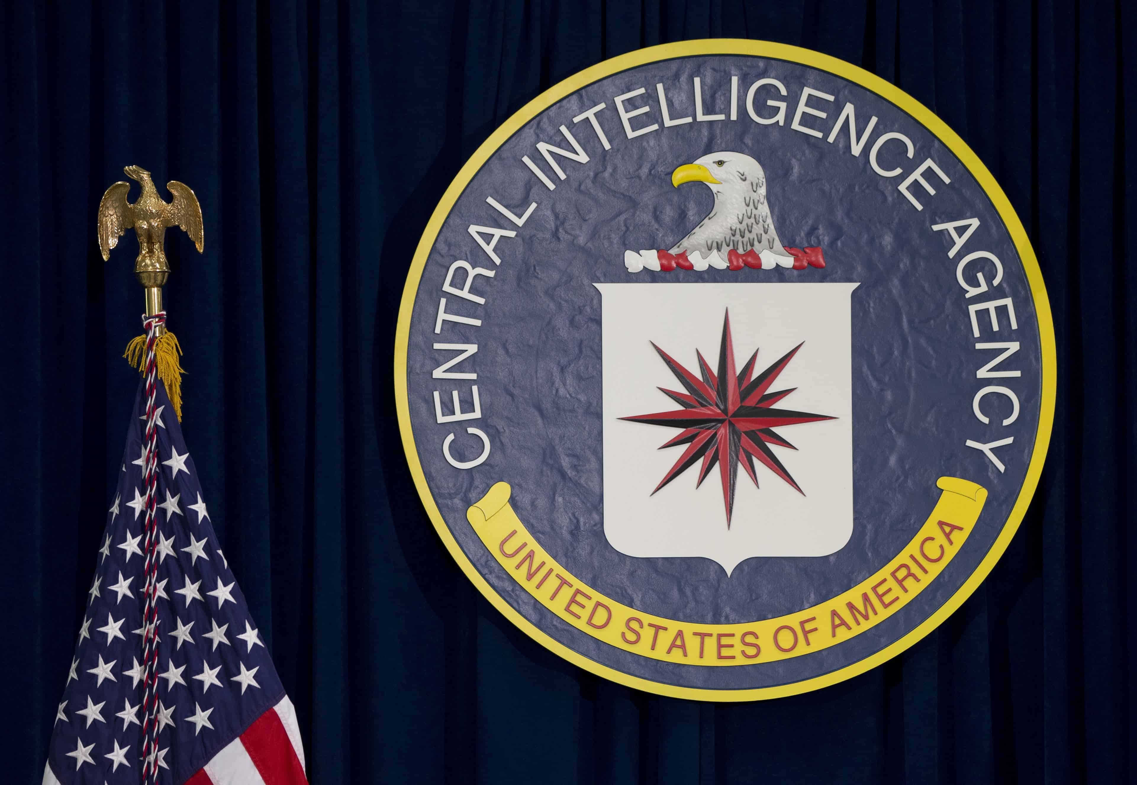 Trump autoriza operaciones encubiertas de la CIA en Venezuela