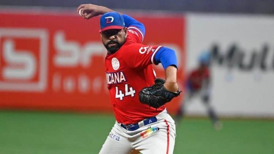 César Valdez abrirá por el Licey en la final de la Serie del Caribe