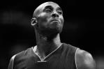 Los Lakers conmemoran a Kobe Bryant con una estatua Los Lakers conmemoran a Kobe Bryant con una estatua