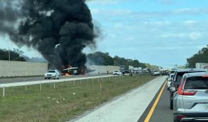 Al menos dos muertos al estrellarse una avioneta en una carretera de Florida