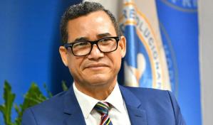 Eddy Olivares sugiere auditar leyes promulgadas desde 1996 tras fallos del Tribunal Constitucional Eddy Olivares sugiere auditar leyes promulgadas desde 1996 tras fallos del Tribunal Constitucional
