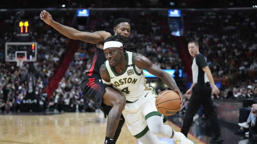 Con 26 puntos de Jayson Tatum, Celtics se imponen 110-106 al Heat