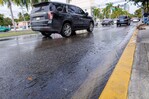 Aguas cloacales apestan entre moradores y transeúntes de avenida Jiménez Moya Aguas cloacales apestan entre moradores y transeúntes de avenida Jiménez Moya