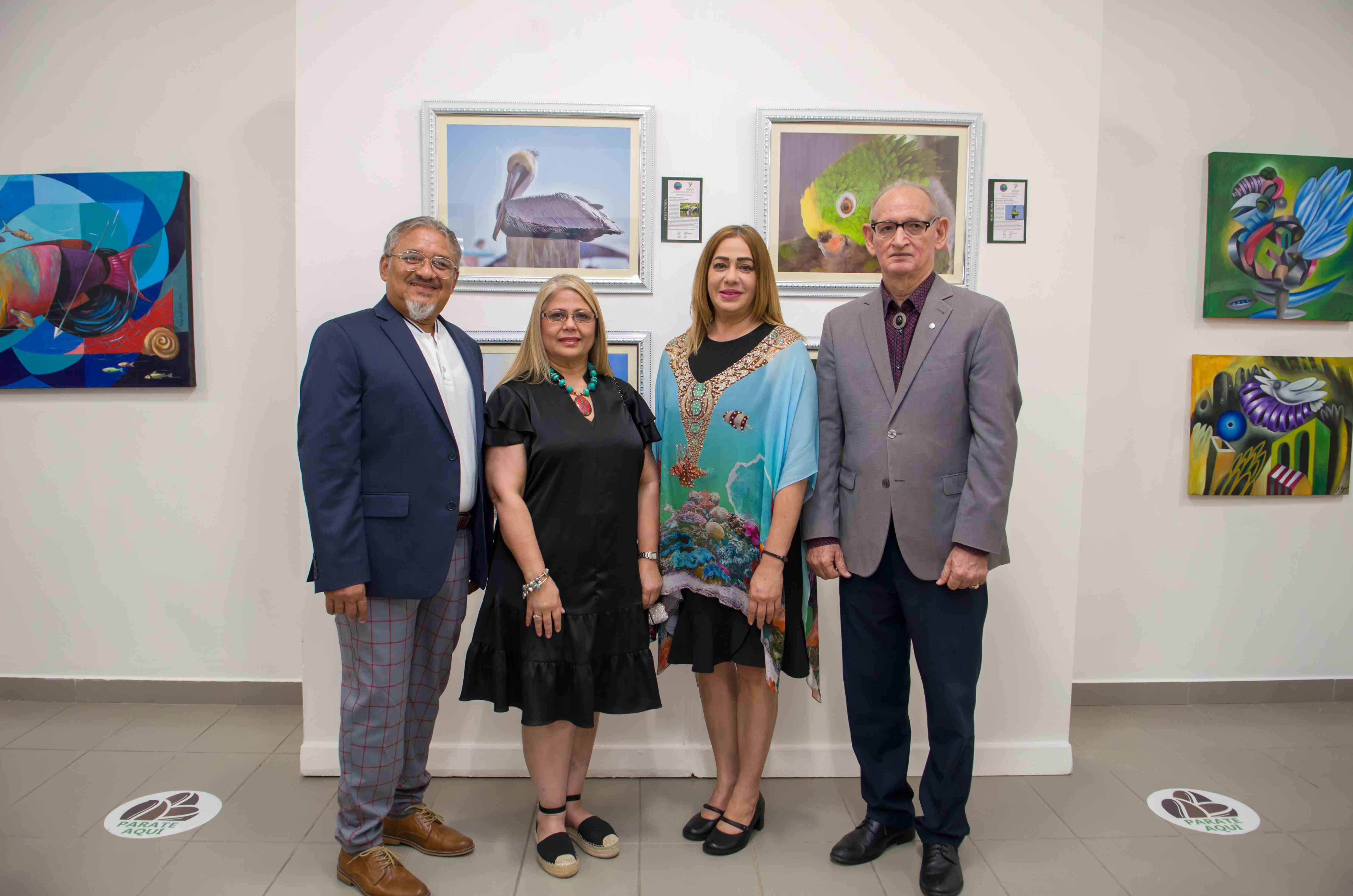 Félix López, Brenda Pérez, Julia Castillo y Virgilio López Azuán.