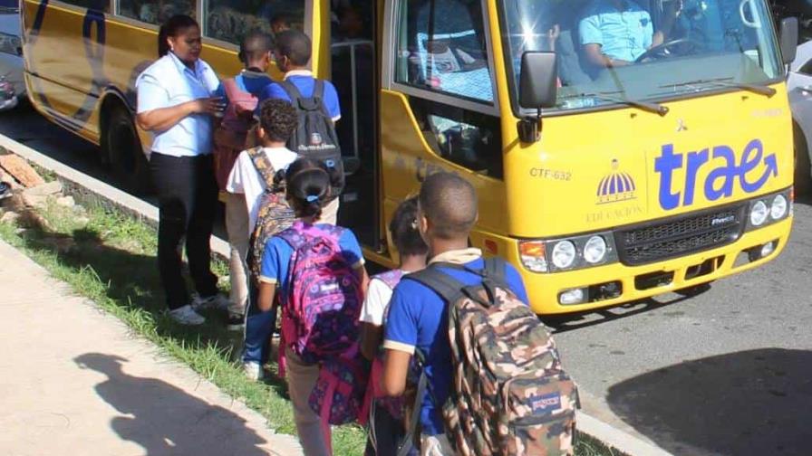 Más de cuatro millones de alumnos han sido llevados en Transporte Estudiantil