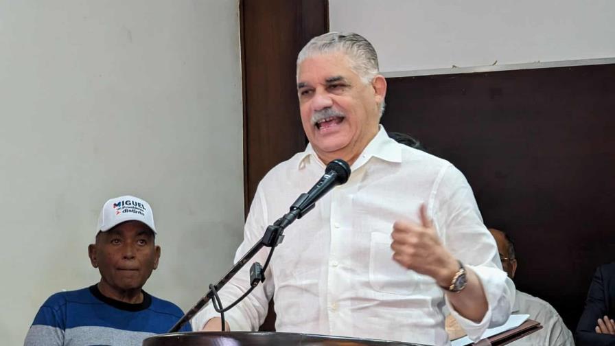 Miguel Vargas advierte sobre el peligro de usar crisis de Haití de forma "electorera"