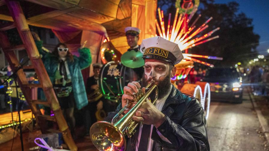 El Carnaval de Nueva Orleans celebra el Mardi Gras con celebridades y reyes por un día
