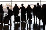 Los aeropuertos de EE. UU. sufren retrasos y cancelaciones a causa del cierre gubernamental