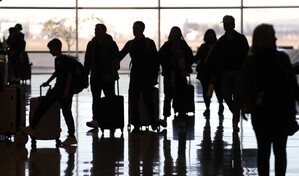 Cierre del DHS provoca largas filas en aeropuertos y preocupa al sector empresarial