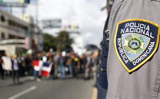 Polic&iacute;as jubilados "mueren de hambre" con pensiones de 10 mil pesos