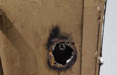 Al menos siete asaltantes armados roban en varios apartamentos de torre del Distrito Nacional