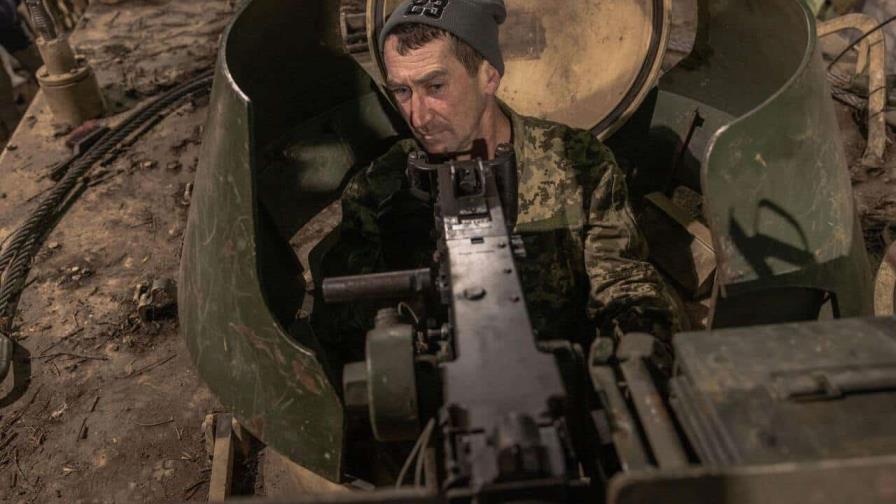 Tropas ucranianas racionan o se quedan sin municiones, según EE.UU.