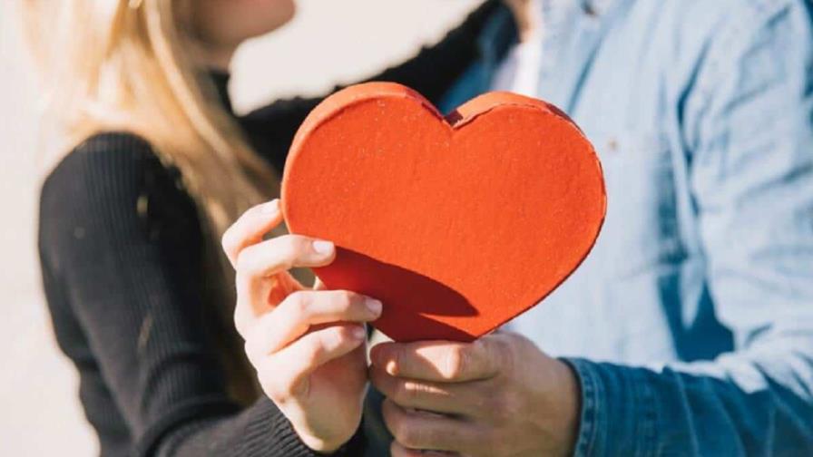 Cinco verdades y mentiras sobre el amor, según la ciencia
