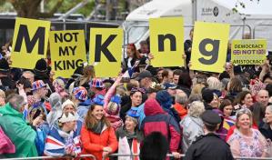 Los antimon&aacute;rquicos se mantienen firmes en Reino Unido pese al c&aacute;ncer de Carlos III