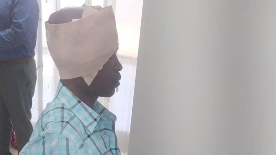 Trasladan a haitiano herido desde Juana Méndez a centro de salud en Dajabón