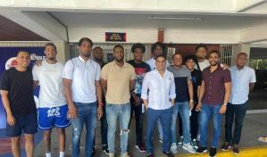 Jugadores de baloncesto respaldan aplicación del Reglamento Nacional de Competencia de Fedombal