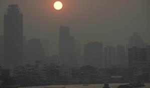 Bangkok pide trabajar en casa por fuerte contaminación de aire