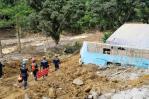 Aumentan a 90 los muertos por un deslizamiento de tierra en Filipinas Aumentan a 90 los muertos por un deslizamiento de tierra en Filipinas