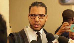 Aplazan audiencia de medida de coerción contra hombre que estrelló vehículo en el Palacio Nacional