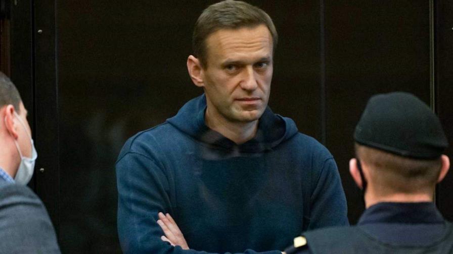 El Kremlin dice no tener datos sobre las causas de la muerte de Navalni