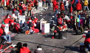 Dos menores de edad acusados por el tiroteo en la celebración del Super Bowl