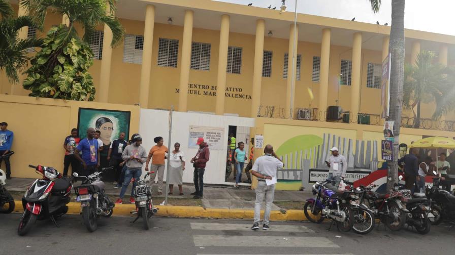 Proceso de votación de las elecciones municipales transcurre con tranquilidad en San Cristóbal