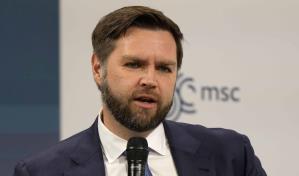 Senador de EEUU que se opone a más fondos a Ucrania plantea su caso en conferencia internacional