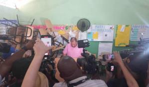 Alcalde de SDN llegó a votar 13 minutos antes del cierre del colegio; alega “se entretuvo”