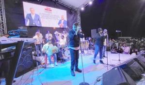 Festival Súper Mega Turicarnaval: Una experiencia inolvidable