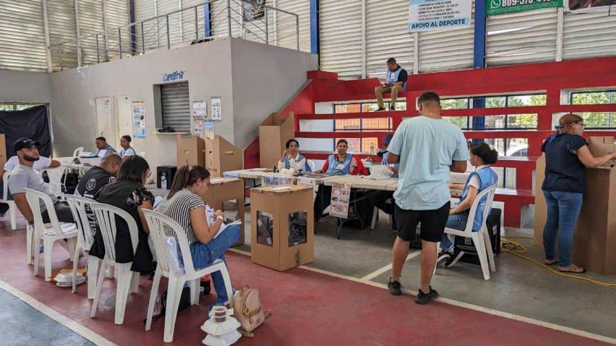 Apresan varias personas en Santiago por denuncias sobre compra de cédulas durante elecciones