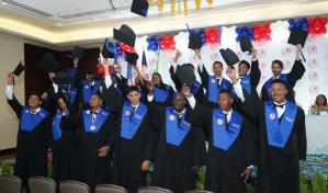 Academia Yanquis de Nueva York celebra graduaci&oacute;n de prospectos en RD