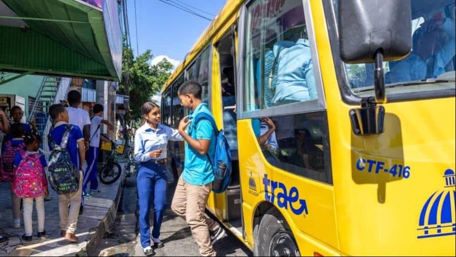 Transporte Estudiantil agrega 12 nuevas rutas en San Cristóbal y el Gran Santo Domingo