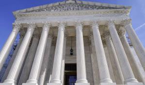 Corte Suprema de EEUU avala pol&iacute;tica de admisi&oacute;n escolar pese a quejas de discriminaci&oacute;n