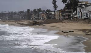 Tormenta azota a California, pero no es tan grave como la de hace unas semanas