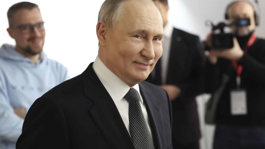 Putin dice que Rusia y OPEP+ no van a inflar los precios del petróleo