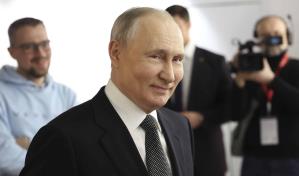 Putin niega afirmaciones de EEUU: Rusia no pretende poner armas nucleares en el espacio